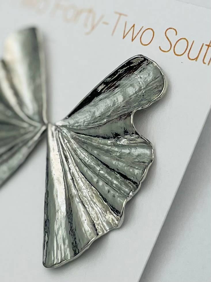 SILVER - Cinched Fabric Fan