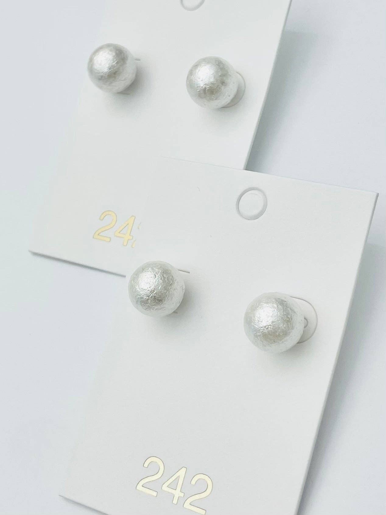 CHIC - Mini Mache' Stud (white)