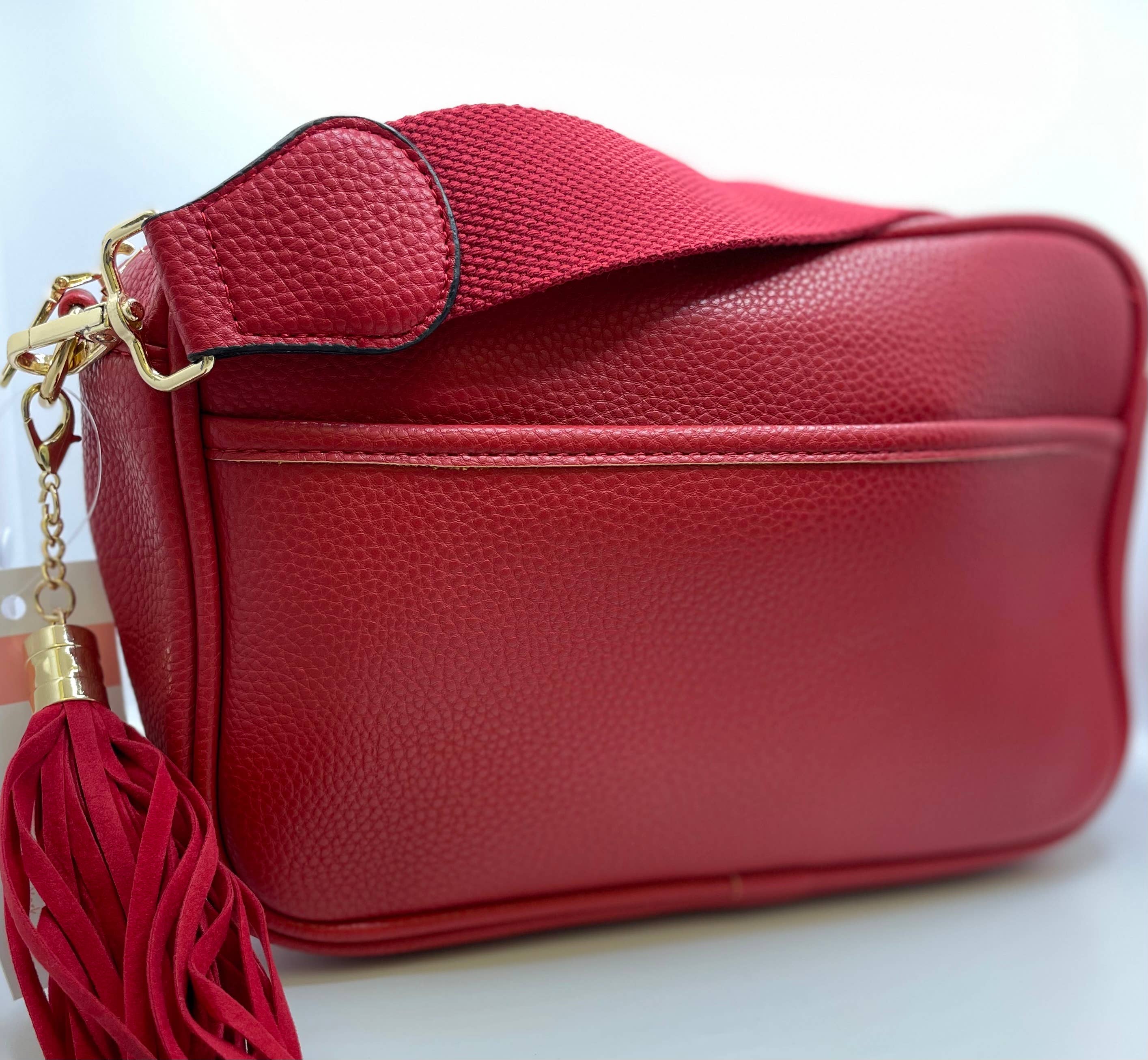 BAGS - Cross Body Bag (Pebbled RED)