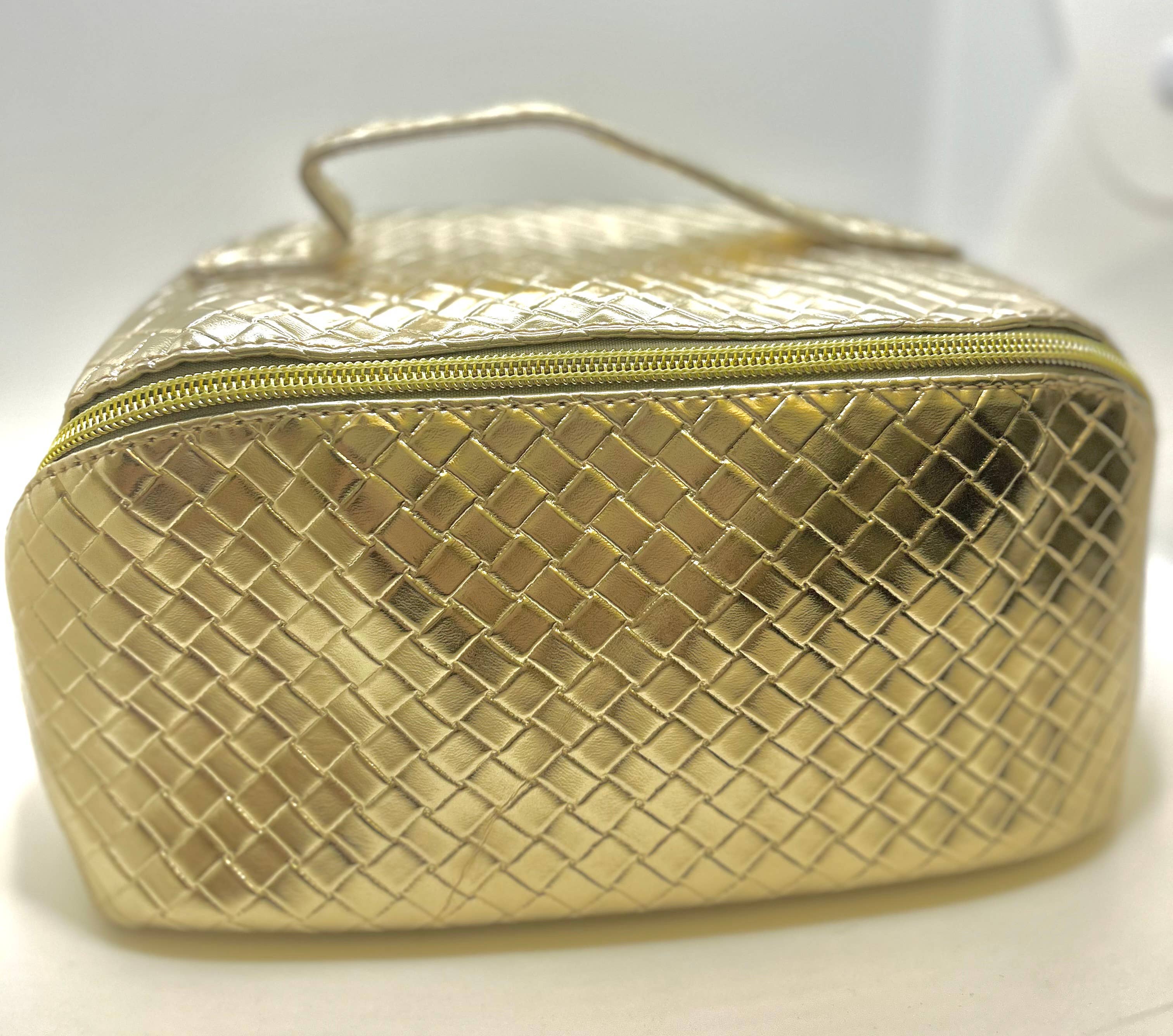 BAGS - Cosmetic/Jewelry Bag (gold weave) HB303