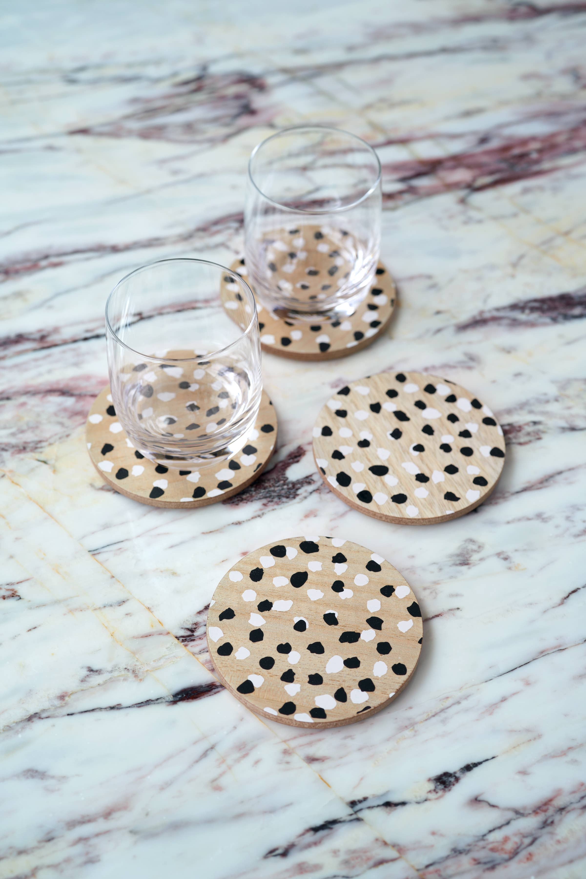 SET OF 4 SPOTS COASTERS, BLACK