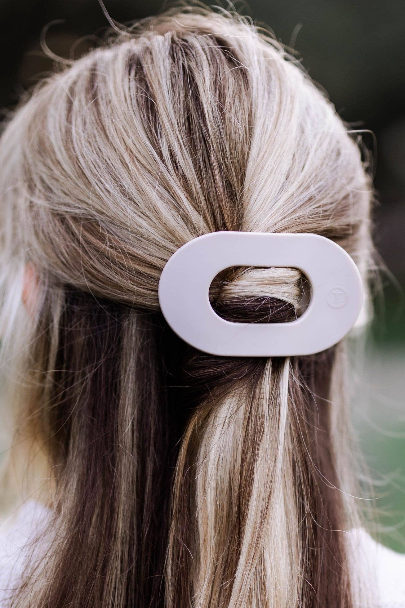 Round Flat Hair Clip | Med. | Silver Flames