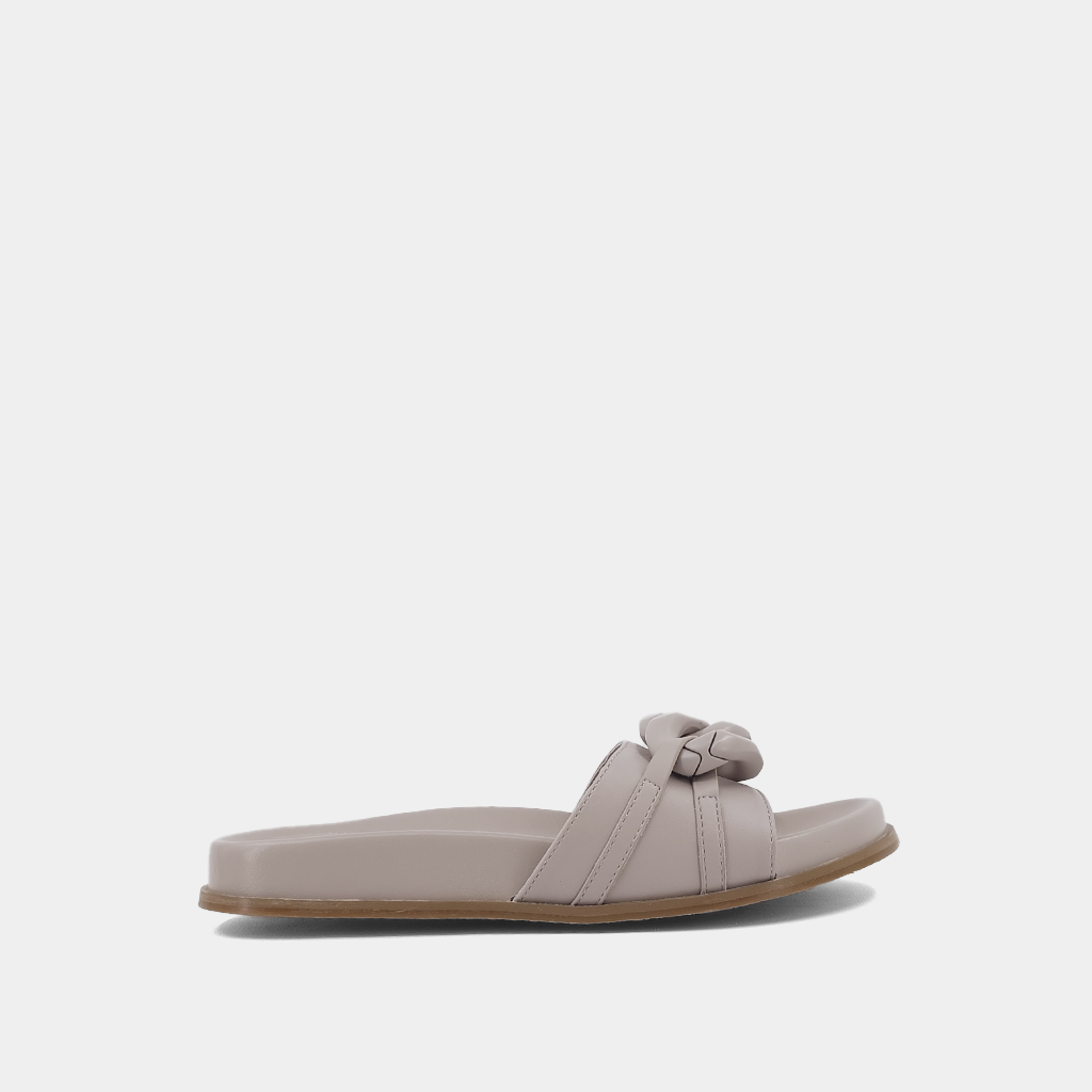 Cassie Sandal